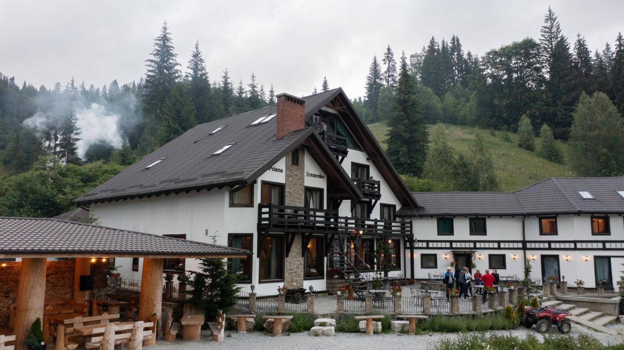 Pensiunea Poiana Izvoarelor Vatra Dornei Buitenkant foto